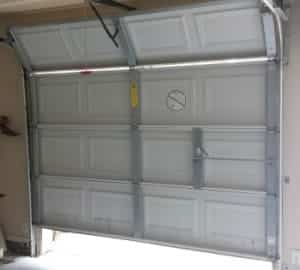 garage door won't close